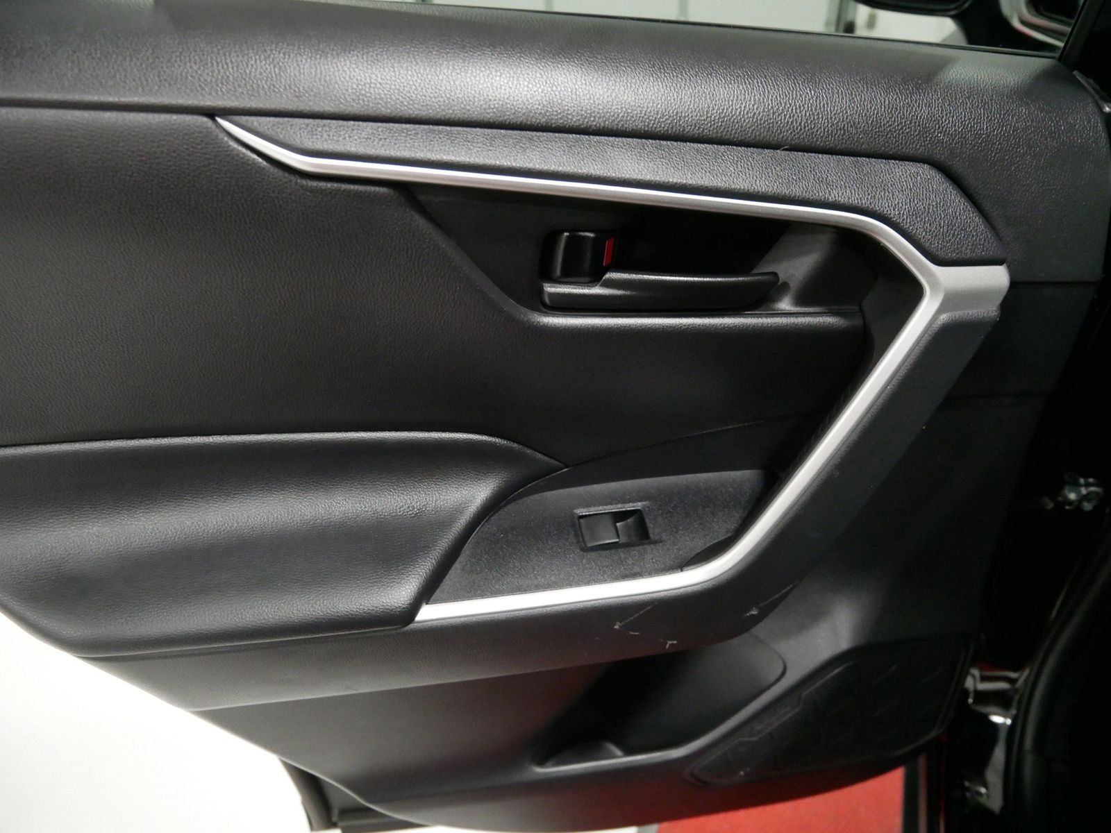 2022 Toyota RAV4 HYBRID LE in Saint Joseph, Minnesota - Photo 20