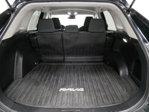 2022 Toyota RAV4 HYBRID LE in Saint Joseph, Minnesota - Photo 26