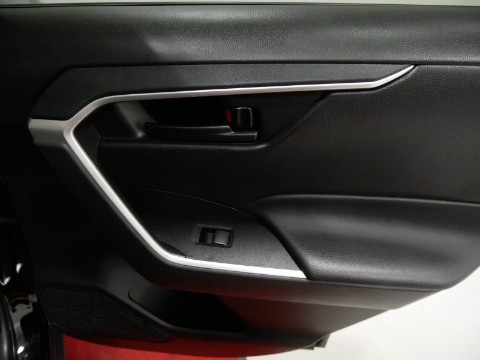2022 Toyota RAV4 HYBRID LE in Saint Joseph, Minnesota - Photo 28
