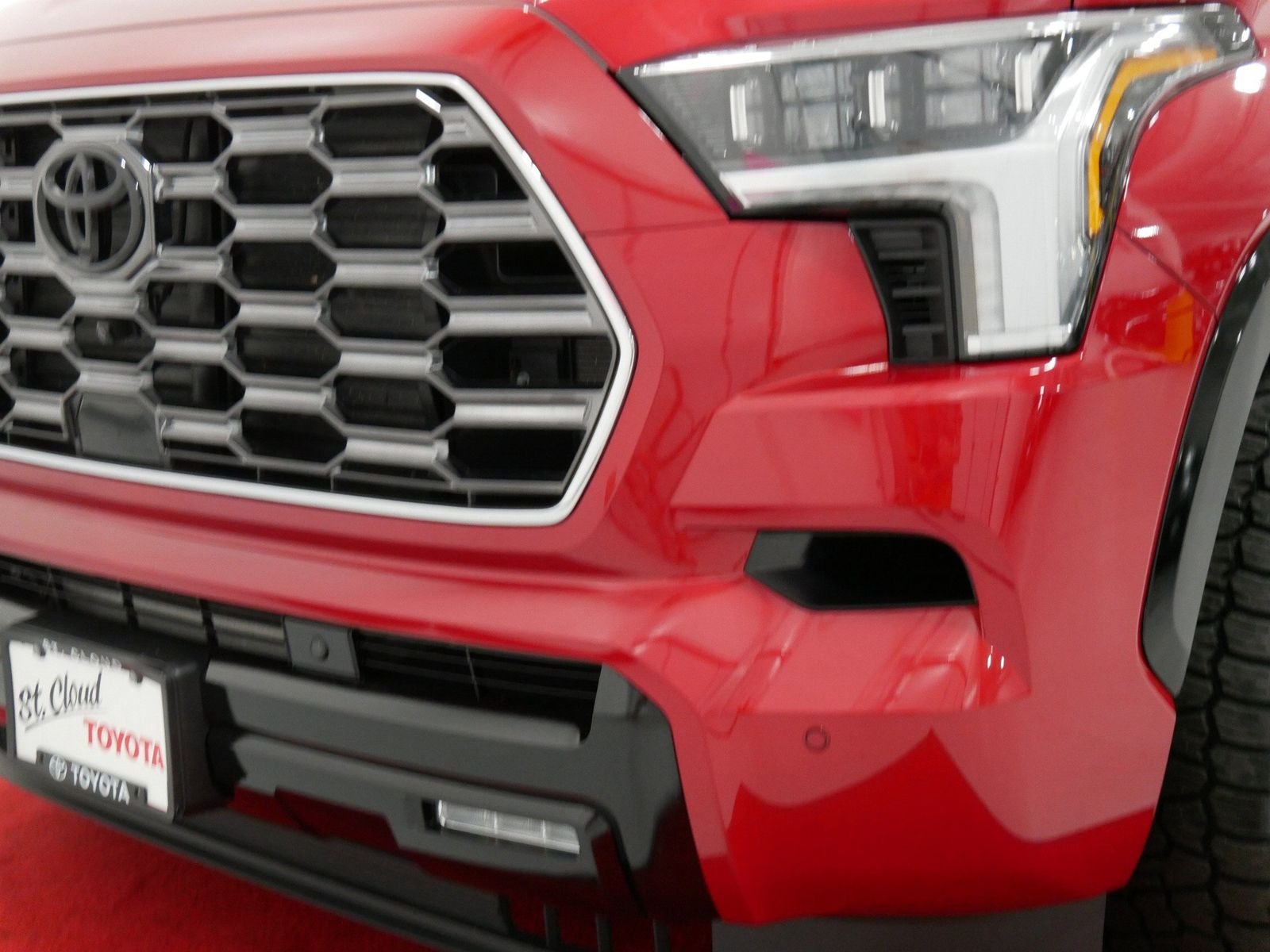 2026 Toyota SEQUOIA PLATINUM in Saint Joseph, Minnesota - Photo 13