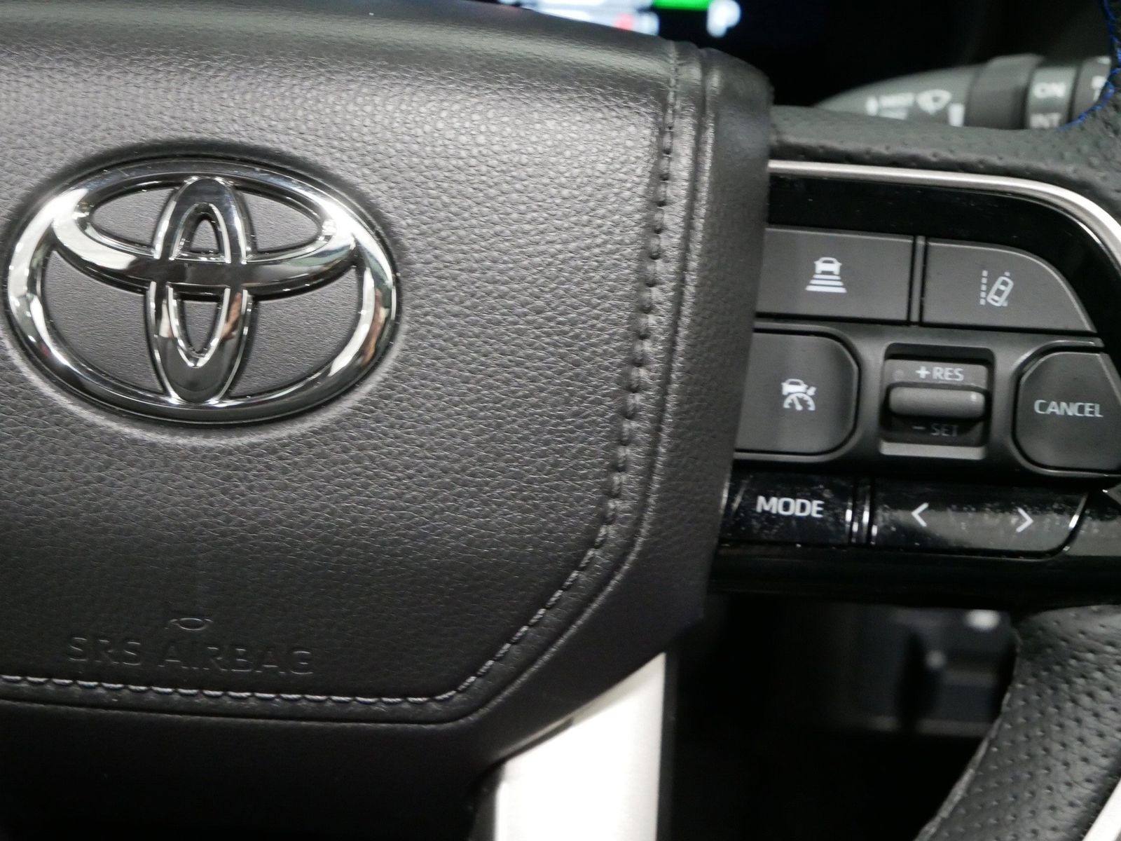 2026 Toyota SEQUOIA PLATINUM in Saint Joseph, Minnesota - Photo 27