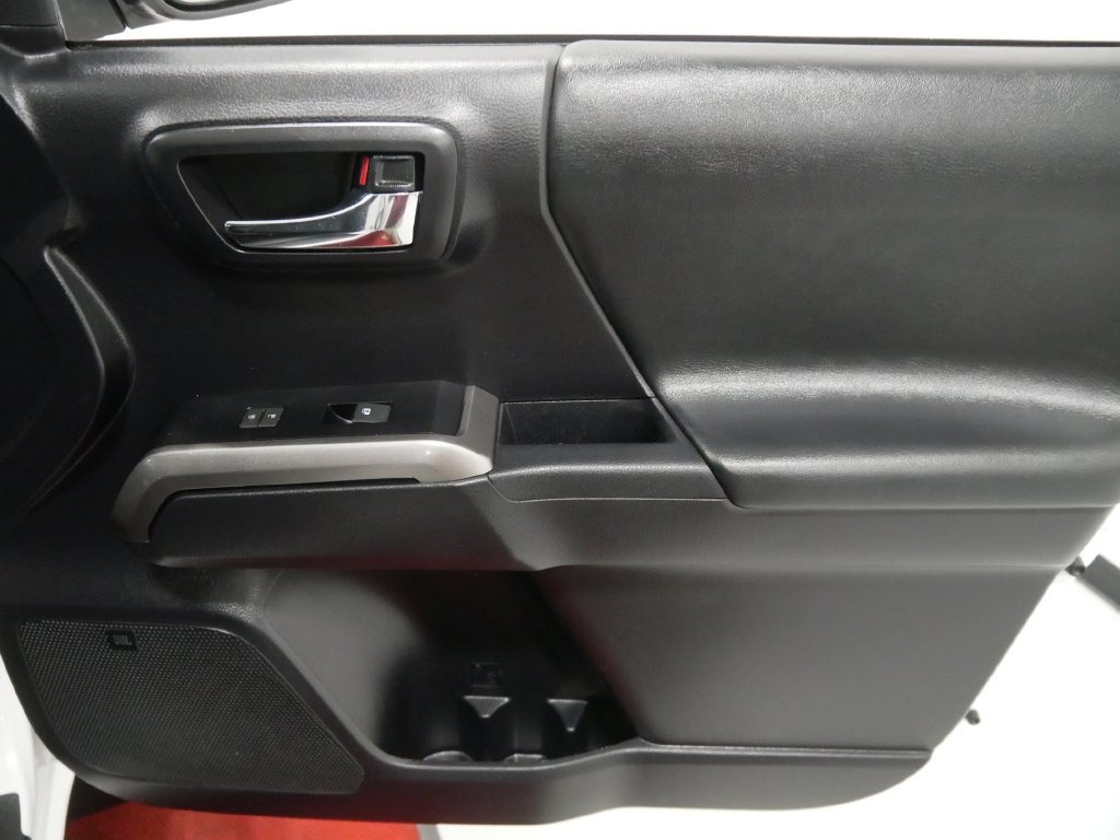 2020 Toyota TACOMA LIMITED 5' BED in Saint Joseph, Minnesota - Photo 31