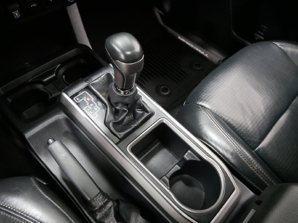 2020 Toyota TACOMA LIMITED 5' BED in Saint Joseph, Minnesota - Photo 36