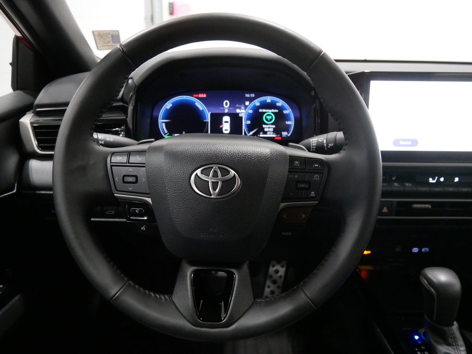 2025 Toyota CAMRY XSE AWD in Saint Joseph, Minnesota - Photo 24