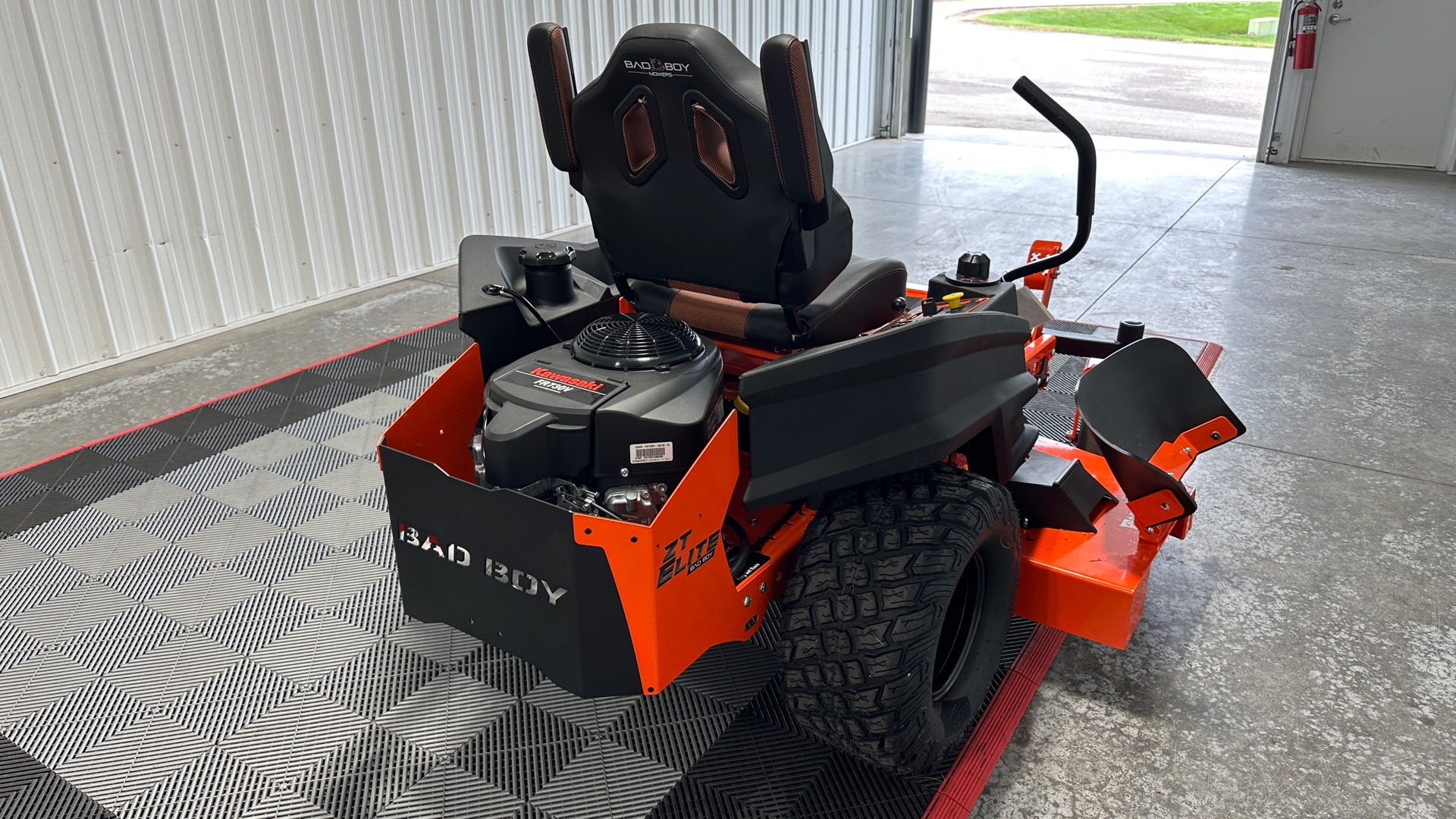 2026 Bad Boy Mowers ZT Elite 60 in. Kawasaki FR730V 24 hp in Saint Joseph, Minnesota - Photo 5