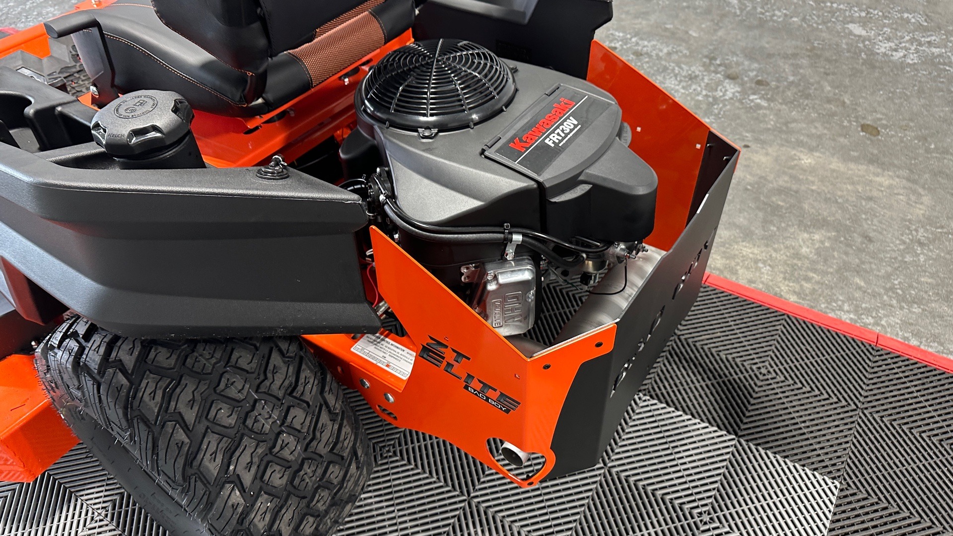2026 Bad Boy Mowers ZT Elite 60 in. Kawasaki FR730V 24 hp in Saint Joseph, Minnesota - Photo 14