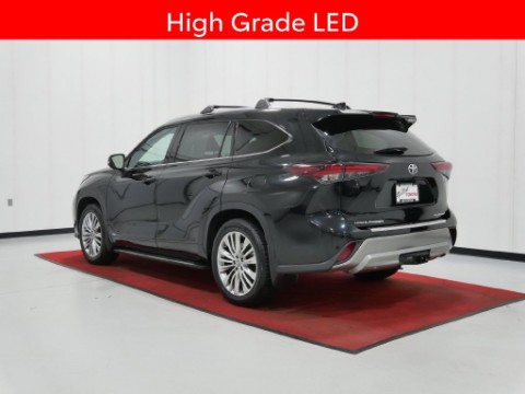 2025 Toyota HIGHLANDER HYBRID PLATINUM in Saint Joseph, Minnesota - Photo 10