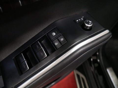 2025 Toyota HIGHLANDER HYBRID PLATINUM in Saint Joseph, Minnesota - Photo 18