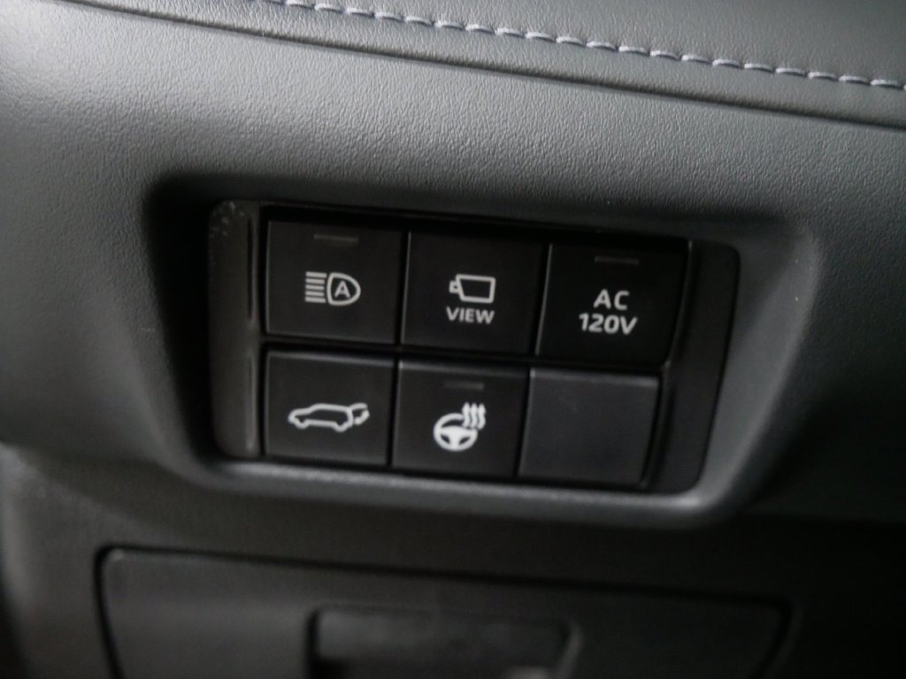 2025 Toyota HIGHLANDER HYBRID PLATINUM in Saint Joseph, Minnesota - Photo 19