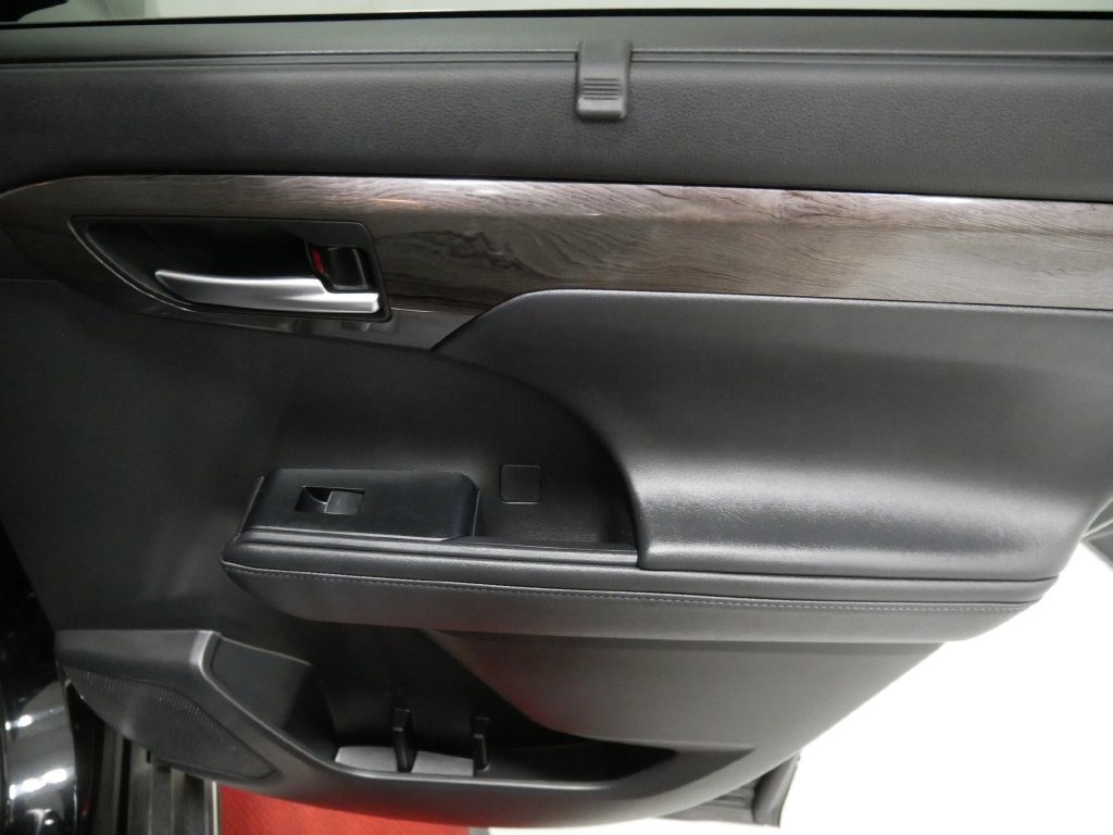 2025 Toyota HIGHLANDER HYBRID PLATINUM in Saint Joseph, Minnesota - Photo 29
