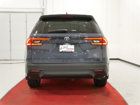 2025 Toyota GRAND HIGHLANDER LE FWD in Saint Joseph, Minnesota - Photo 8