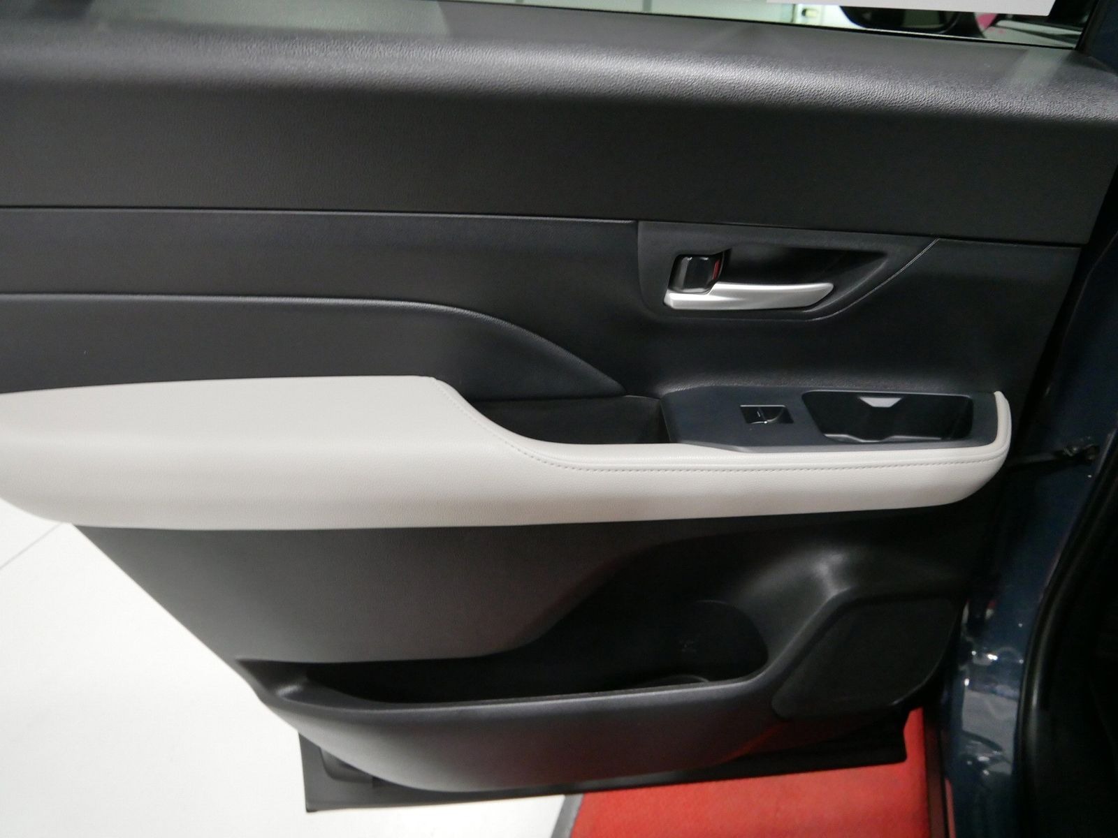 2025 Toyota GRAND HIGHLANDER LE FWD in Saint Joseph, Minnesota - Photo 20