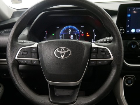 2025 Toyota GRAND HIGHLANDER LE FWD in Saint Joseph, Minnesota - Photo 24