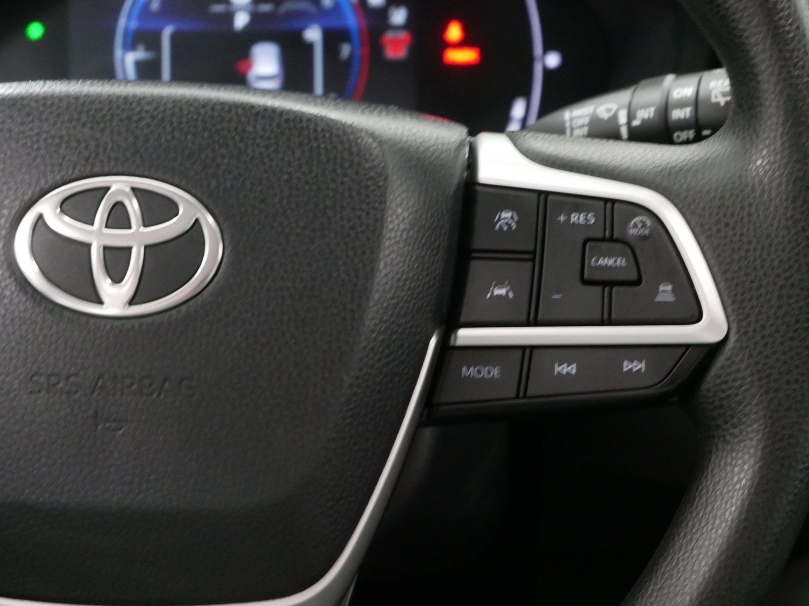 2025 Toyota GRAND HIGHLANDER LE FWD in Saint Joseph, Minnesota - Photo 26