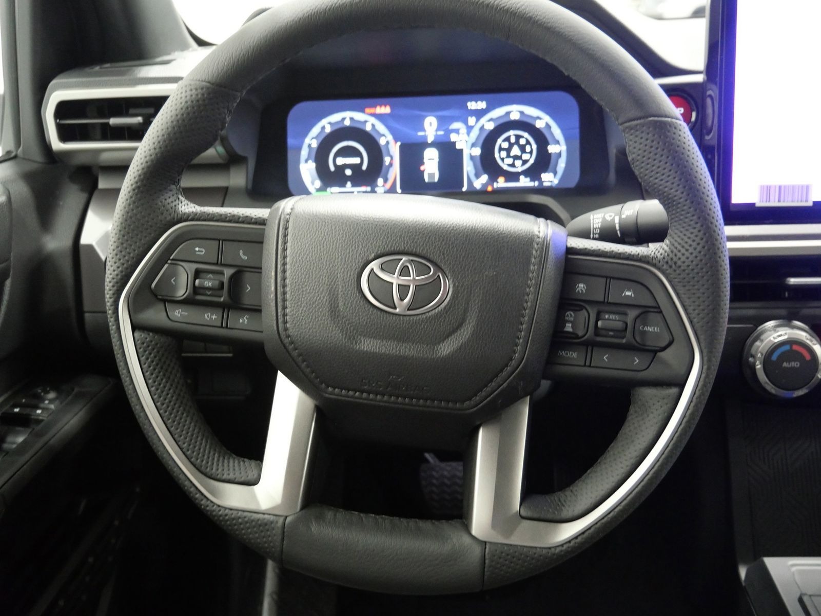 2026 Toyota TACOMA HYBRID TRD OFF-ROAD in Saint Joseph, Minnesota - Photo 16