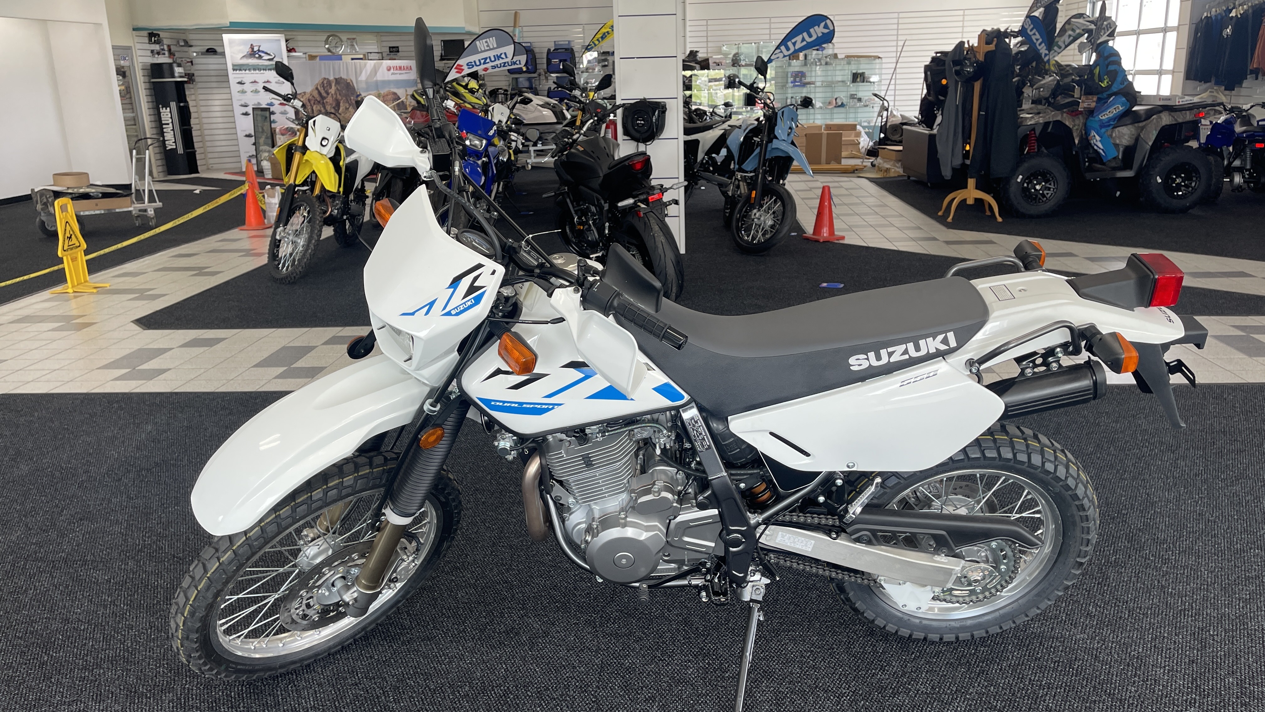 2025 Suzuki DR650S in Saint Joseph, Minnesota - Photo 10