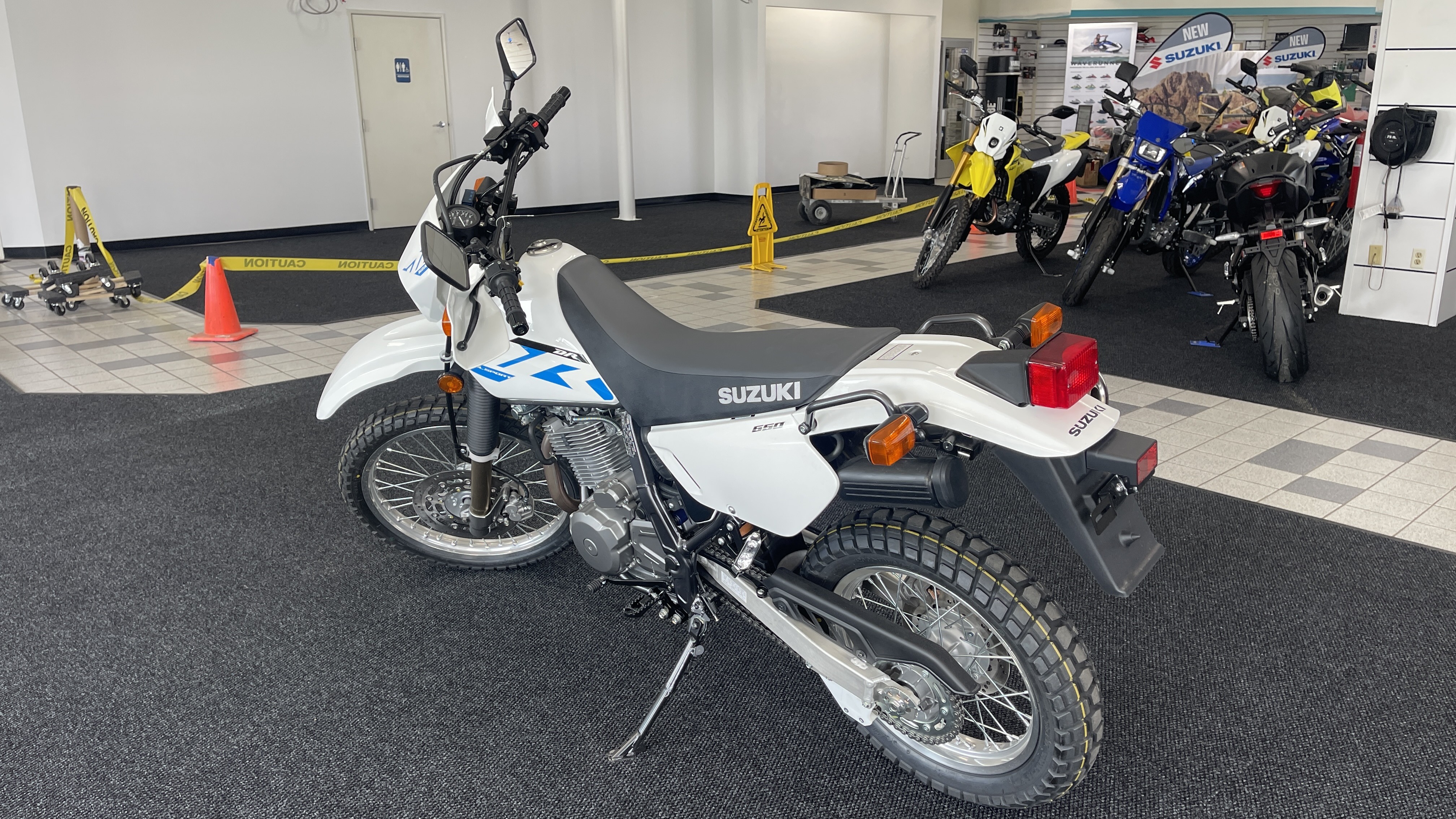 2025 Suzuki DR650S in Saint Joseph, Minnesota - Photo 11