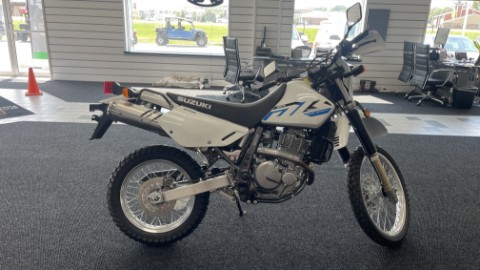 2025 Suzuki DR650S in Saint Joseph, Minnesota - Photo 14