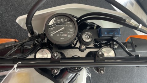 2025 Suzuki DR650S in Saint Joseph, Minnesota - Photo 18