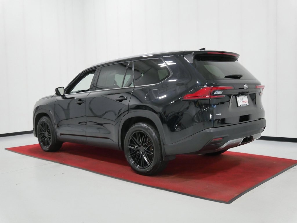 2024 Toyota GRAND HIGHLANDER LIMITED in Saint Joseph, Minnesota - Photo 10