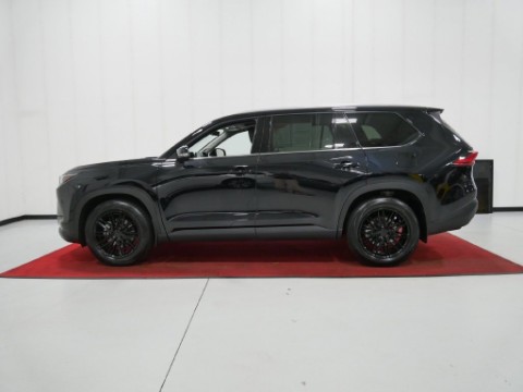 2024 Toyota GRAND HIGHLANDER LIMITED in Saint Joseph, Minnesota - Photo 11