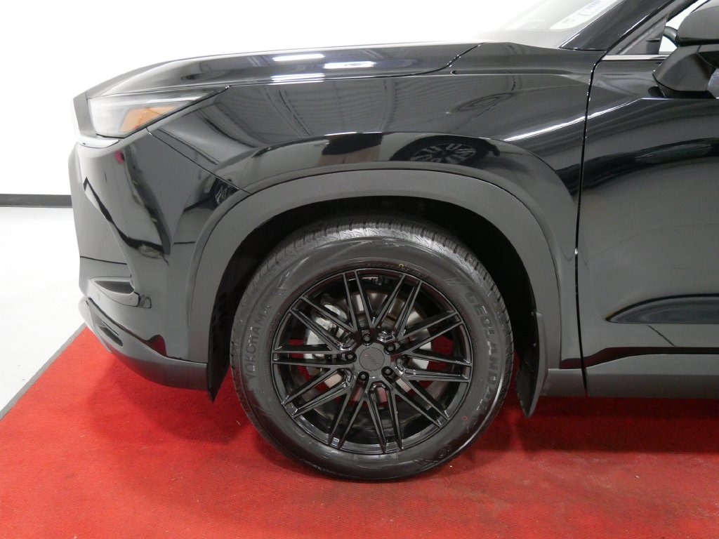 2024 Toyota GRAND HIGHLANDER LIMITED in Saint Joseph, Minnesota - Photo 12