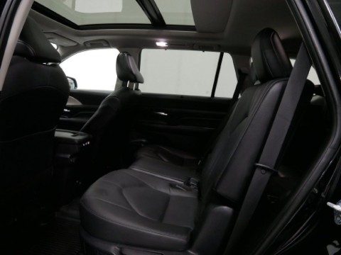 2024 Toyota GRAND HIGHLANDER LIMITED in Saint Joseph, Minnesota - Photo 20