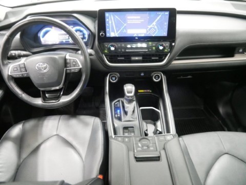 2024 Toyota GRAND HIGHLANDER LIMITED in Saint Joseph, Minnesota - Photo 23