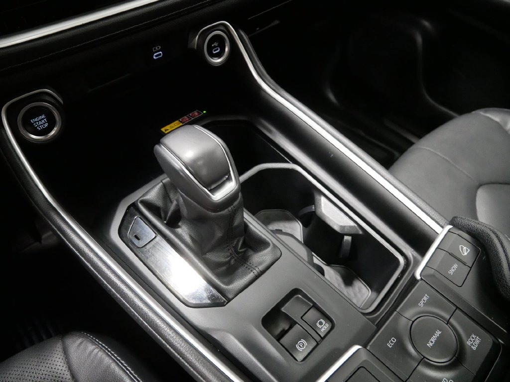 2024 Toyota GRAND HIGHLANDER LIMITED in Saint Joseph, Minnesota - Photo 35