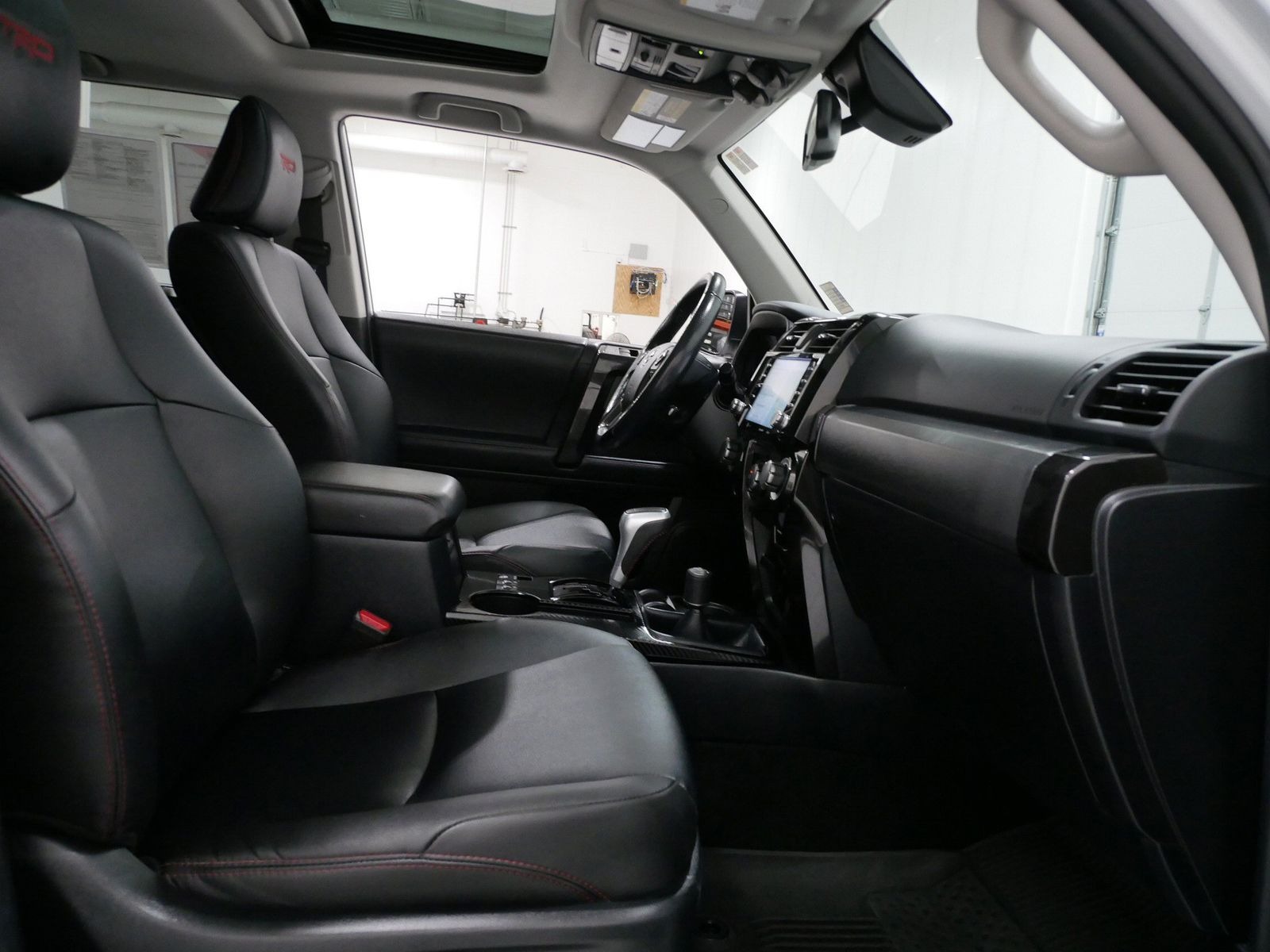 2024 Toyota 4RUNNER TRD OFF-ROAD PREMIUM in Saint Joseph, Minnesota - Photo 30