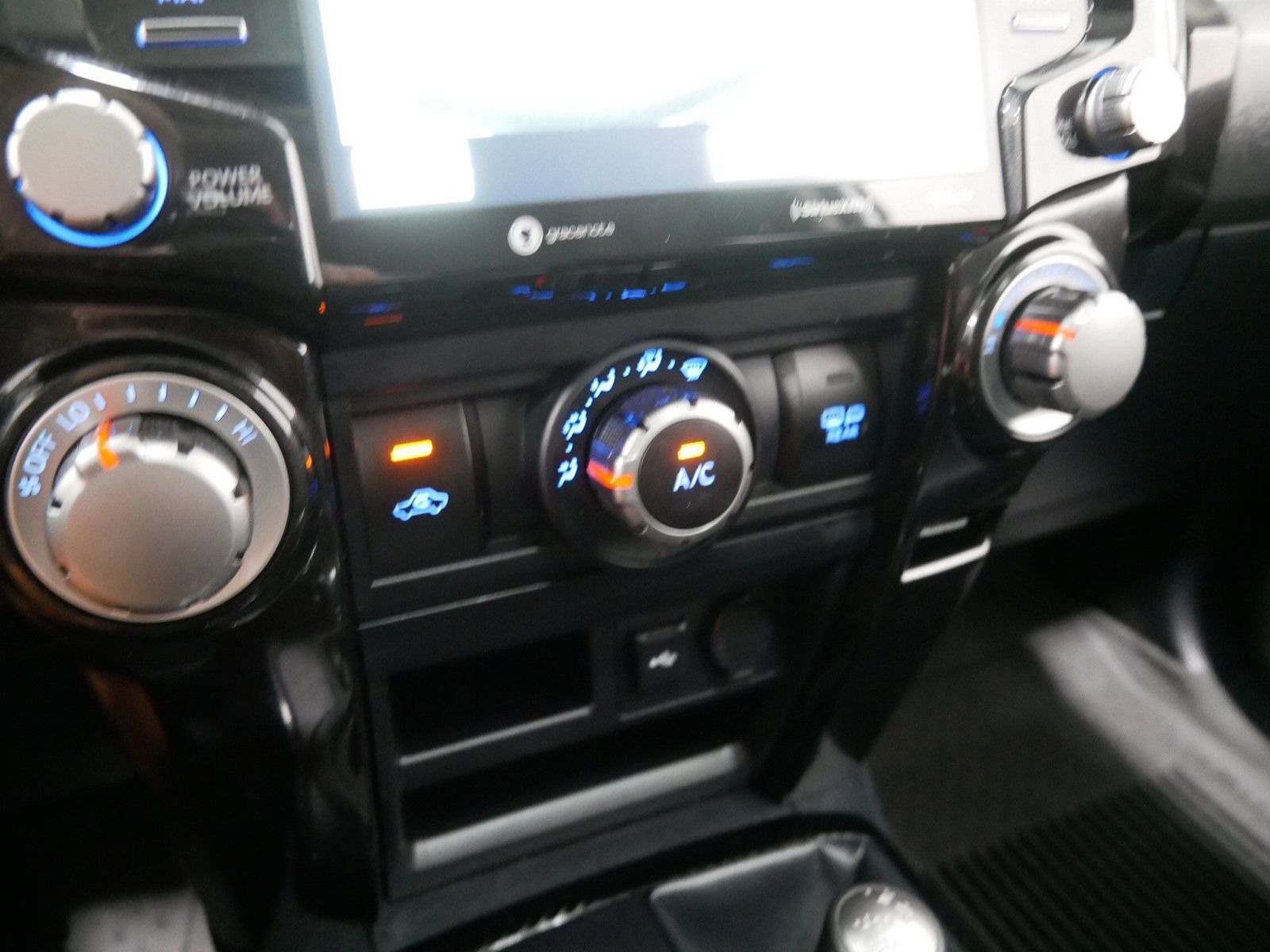 2024 Toyota 4RUNNER TRD OFF-ROAD PREMIUM in Saint Joseph, Minnesota - Photo 35