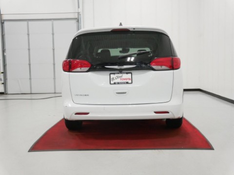2023 Chrysler VOYAGER LX in Saint Joseph, Minnesota - Photo 8