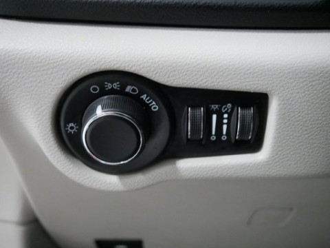 2023 Chrysler VOYAGER LX in Saint Joseph, Minnesota - Photo 18