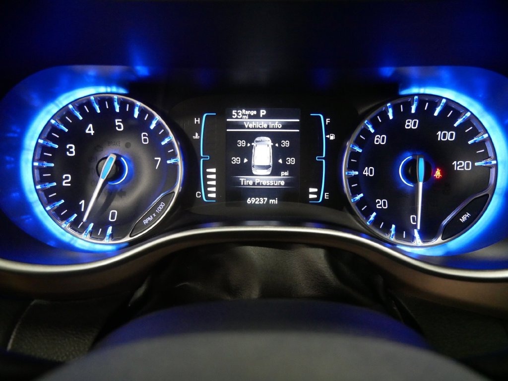 2023 Chrysler VOYAGER LX in Saint Joseph, Minnesota - Photo 31