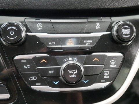 2023 Chrysler VOYAGER LX in Saint Joseph, Minnesota - Photo 34