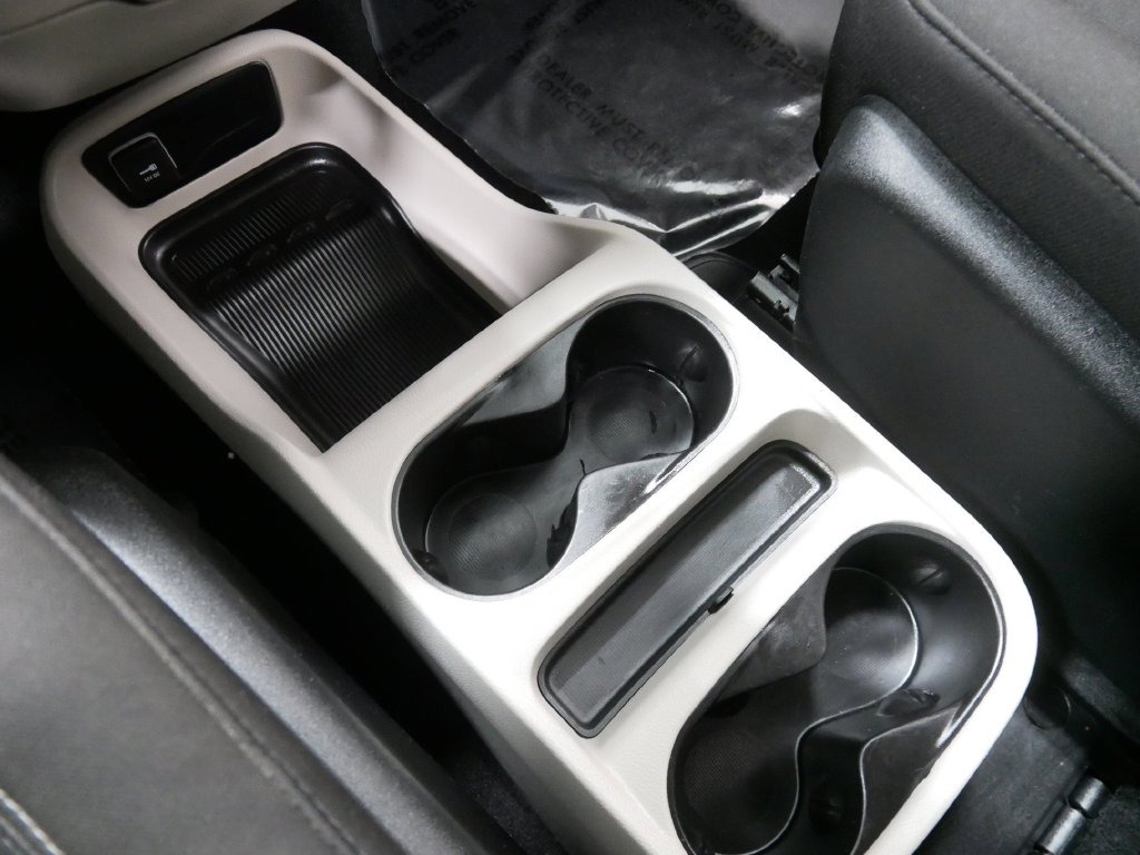 2023 Chrysler VOYAGER LX in Saint Joseph, Minnesota - Photo 36