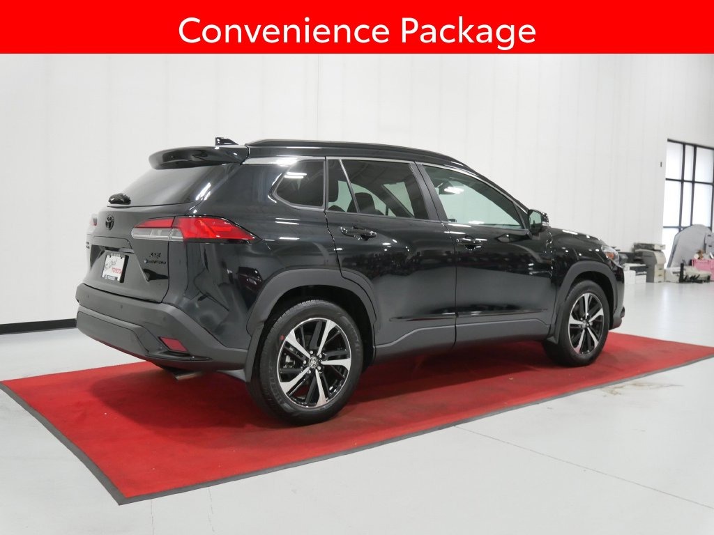 2025 Toyota COROLLA CROSS HYBRID XSE in Saint Joseph, Minnesota - Photo 7