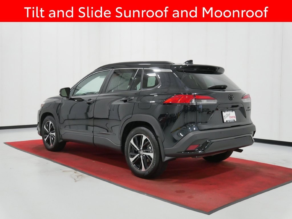 2025 Toyota COROLLA CROSS HYBRID XSE in Saint Joseph, Minnesota - Photo 10