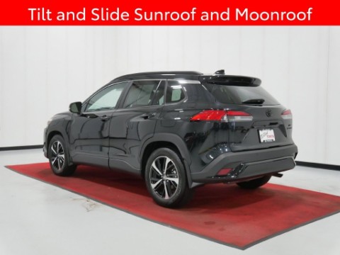 2025 Toyota COROLLA CROSS HYBRID XSE in Saint Joseph, Minnesota - Photo 10