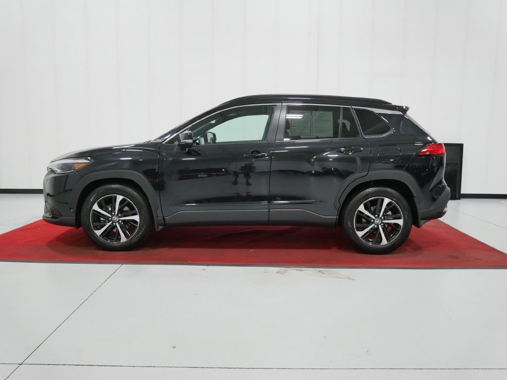 2025 Toyota COROLLA CROSS HYBRID XSE in Saint Joseph, Minnesota - Photo 11