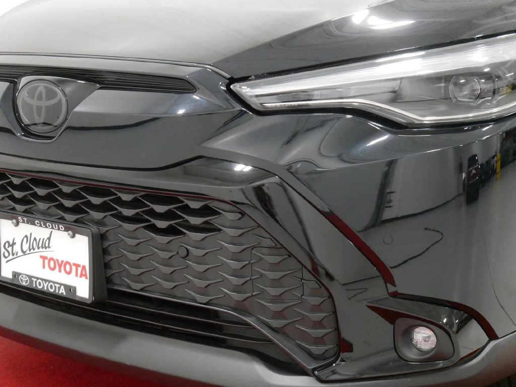 2025 Toyota COROLLA CROSS HYBRID XSE in Saint Joseph, Minnesota - Photo 13