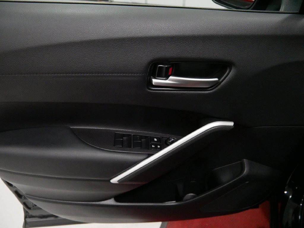 2025 Toyota COROLLA CROSS HYBRID XSE in Saint Joseph, Minnesota - Photo 17