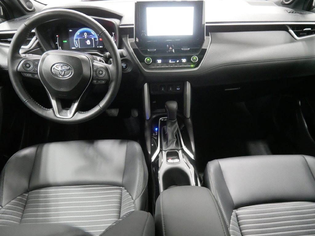 2025 Toyota COROLLA CROSS HYBRID XSE in Saint Joseph, Minnesota - Photo 22