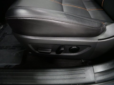 2025 Mazda CX-50 HYBRID PREMIUM in Saint Joseph, Minnesota - Photo 15