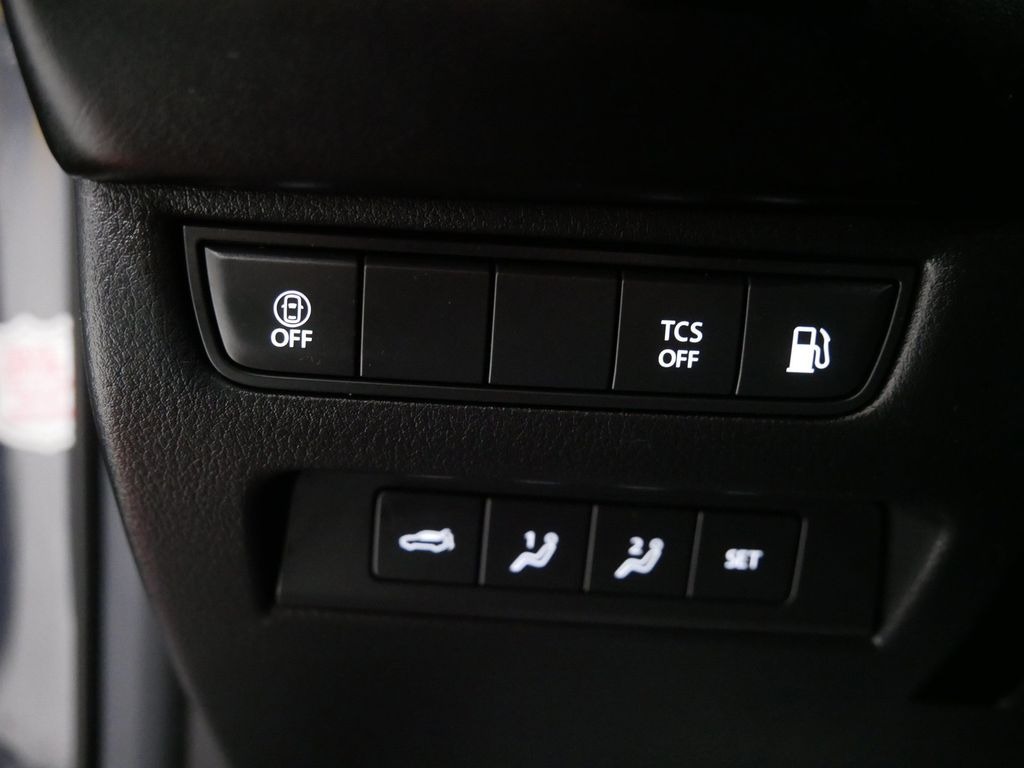 2025 Mazda CX-50 HYBRID PREMIUM in Saint Joseph, Minnesota - Photo 19