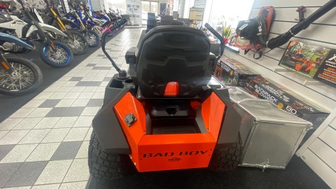 2025 Bad Boy Mowers E-Magnum 42 in. Electric in Saint Joseph, Minnesota - Photo 4