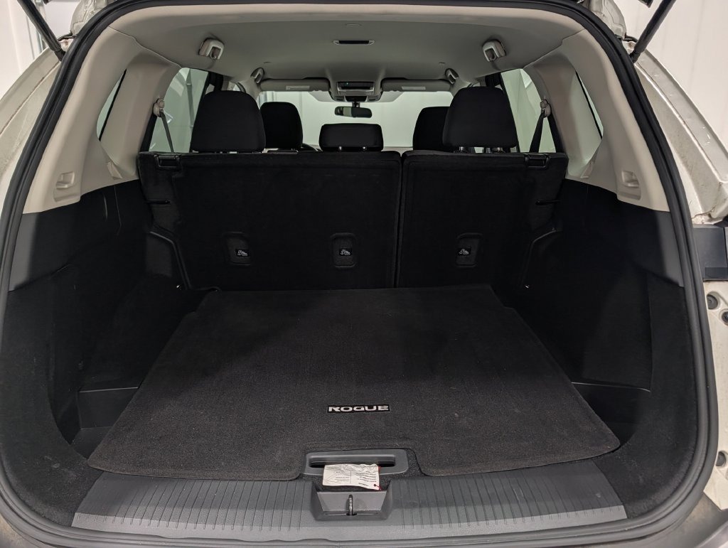 2023 Nissan ROGUE SV in Saint Joseph, Minnesota - Photo 23