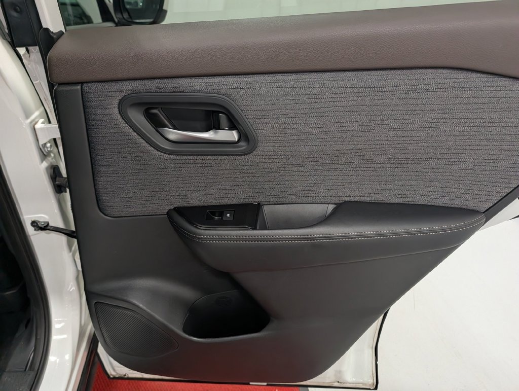 2023 Nissan ROGUE SV in Saint Joseph, Minnesota - Photo 25