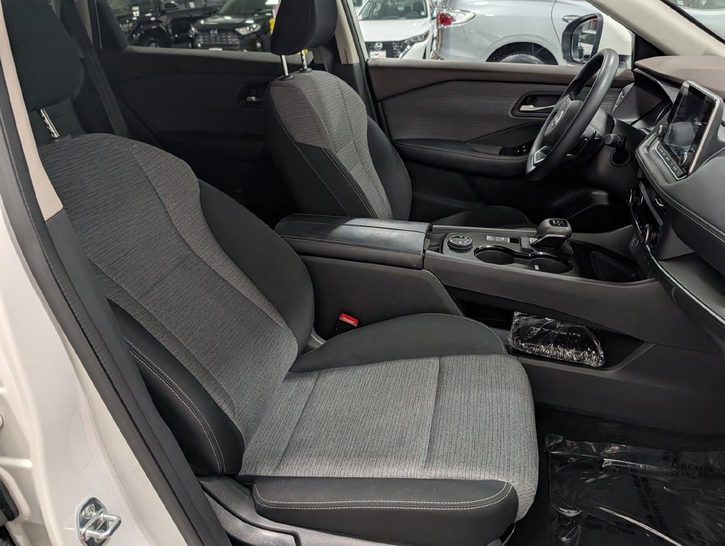 2023 Nissan ROGUE SV in Saint Joseph, Minnesota - Photo 26