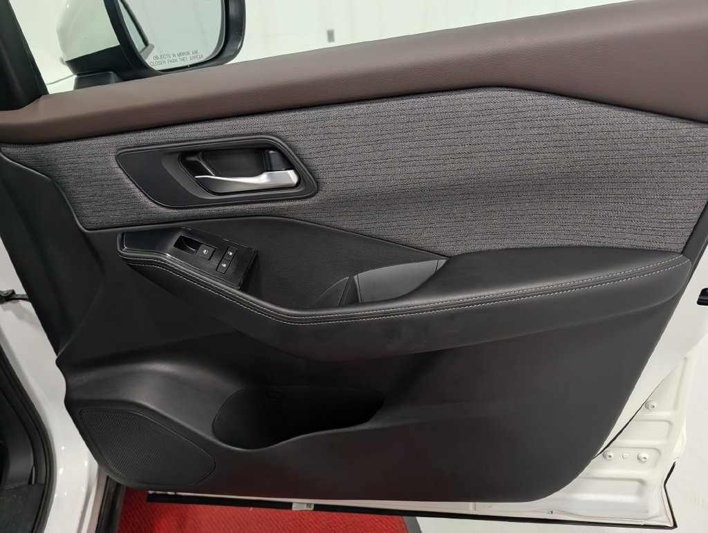 2023 Nissan ROGUE SV in Saint Joseph, Minnesota - Photo 27
